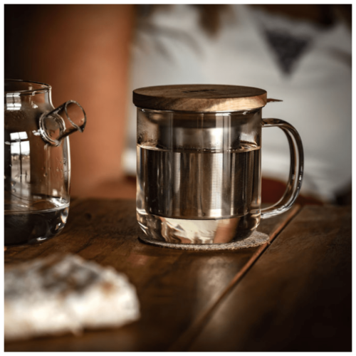 Mug en verre avec infuseur